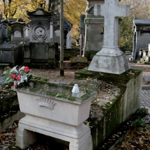 Tombstone in Père-Lachaise cemetery, before restoration work