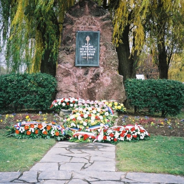 Groby polskie na Cmentarzu Wojskowym Cronenbourg