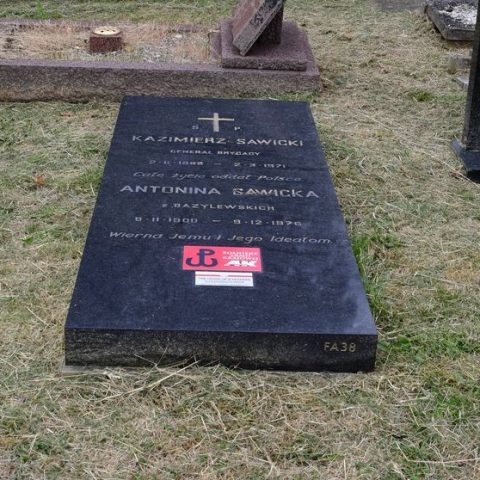 Nagrobek Antoniny i Kazimierza Sawickich w Londynie
