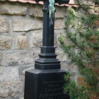 Tombstone of Emanuel Zielonkowski in the old Catholic cemetery in Dresden
