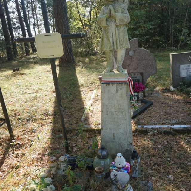 Graves of Home Army soldiers or World War II victims