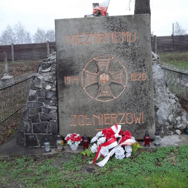 Kwatera żołnierzy poległych w I wojnie światowej oraz żołnierzy polskich poległych w 1920 r. i płyta Nieznanego Żołnierza