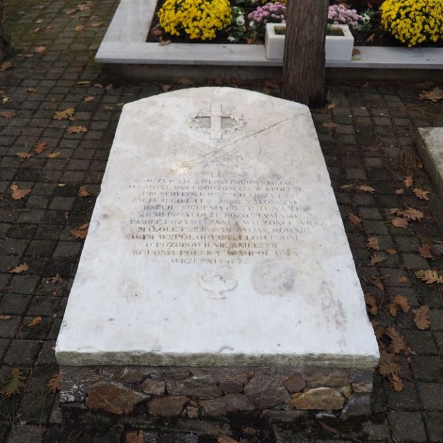 Tombstone of Władysław Pągowski
