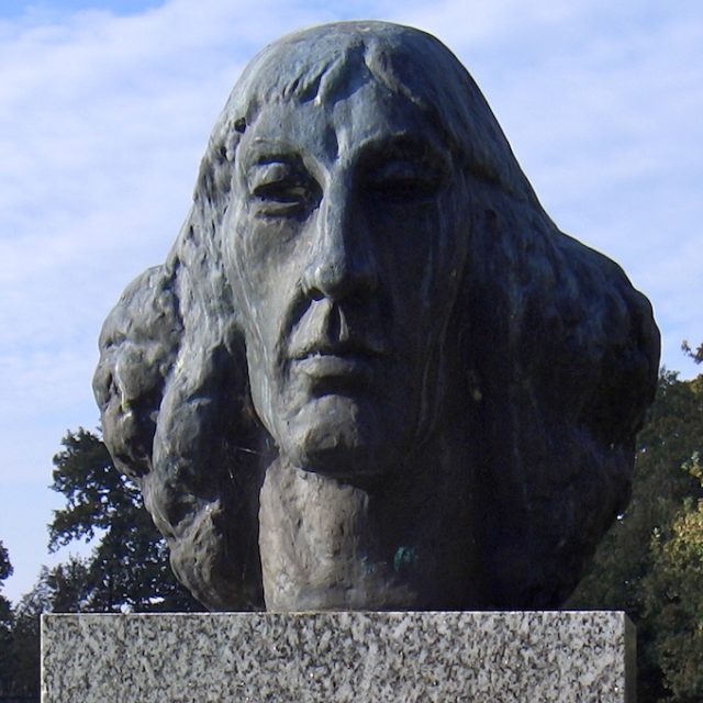 Sculpture représentant Nicolas Copernic à l'observatoire de Jodrell Bank
