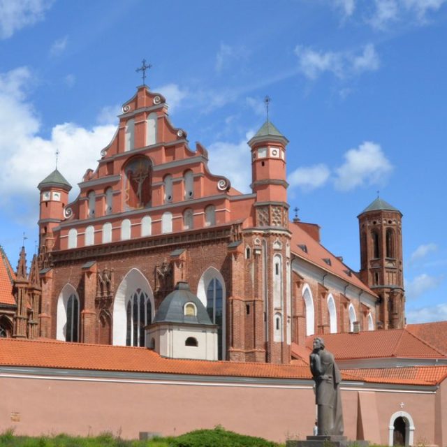 Костел святих Франциска і Бернарда у Вільнюсі