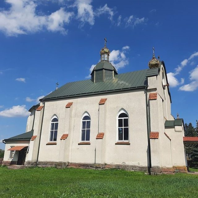 Église paroissiale de Saint-Jean-Baptiste à Darachowo