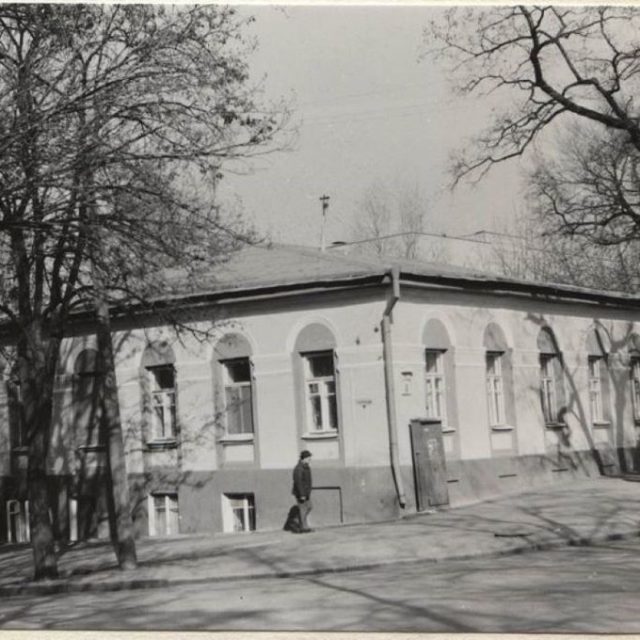 Едуард Кшиштоф Петро Харманський (1836–1910) – засновник династії польських архітекторів у Катеринославі (нині – Дніпро, Україна)