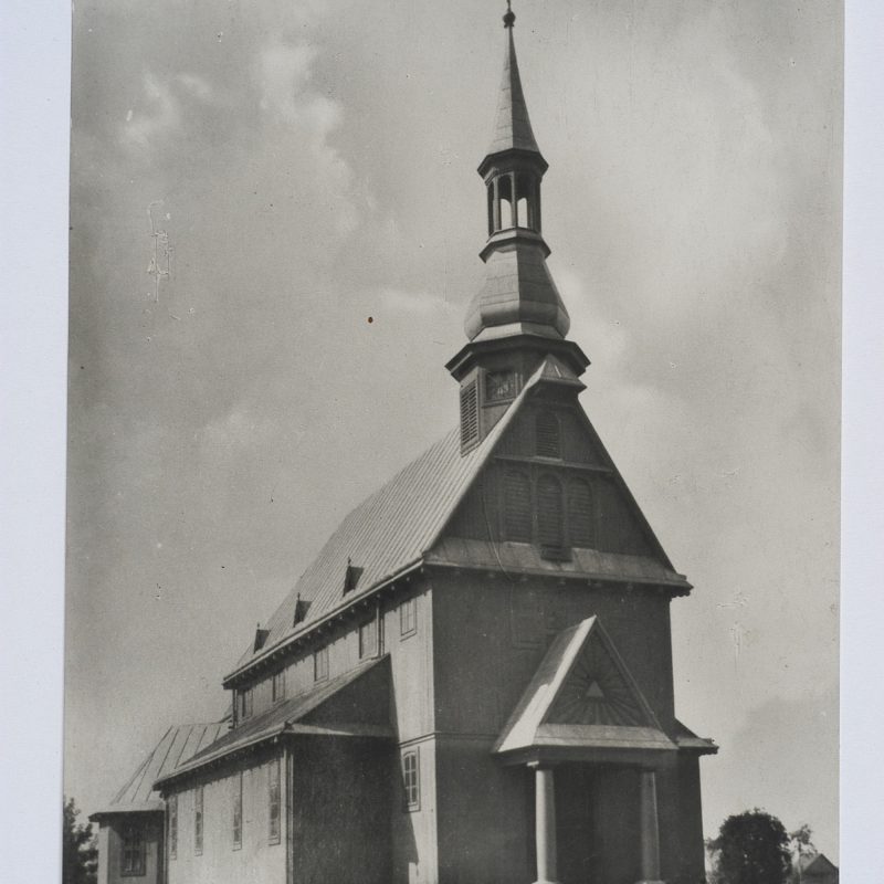Kościół pw. Podwyższenia Krzyża Świętego, 1925, proj. Tadeusz Żołądkowski, Baranowicze, Białoruś